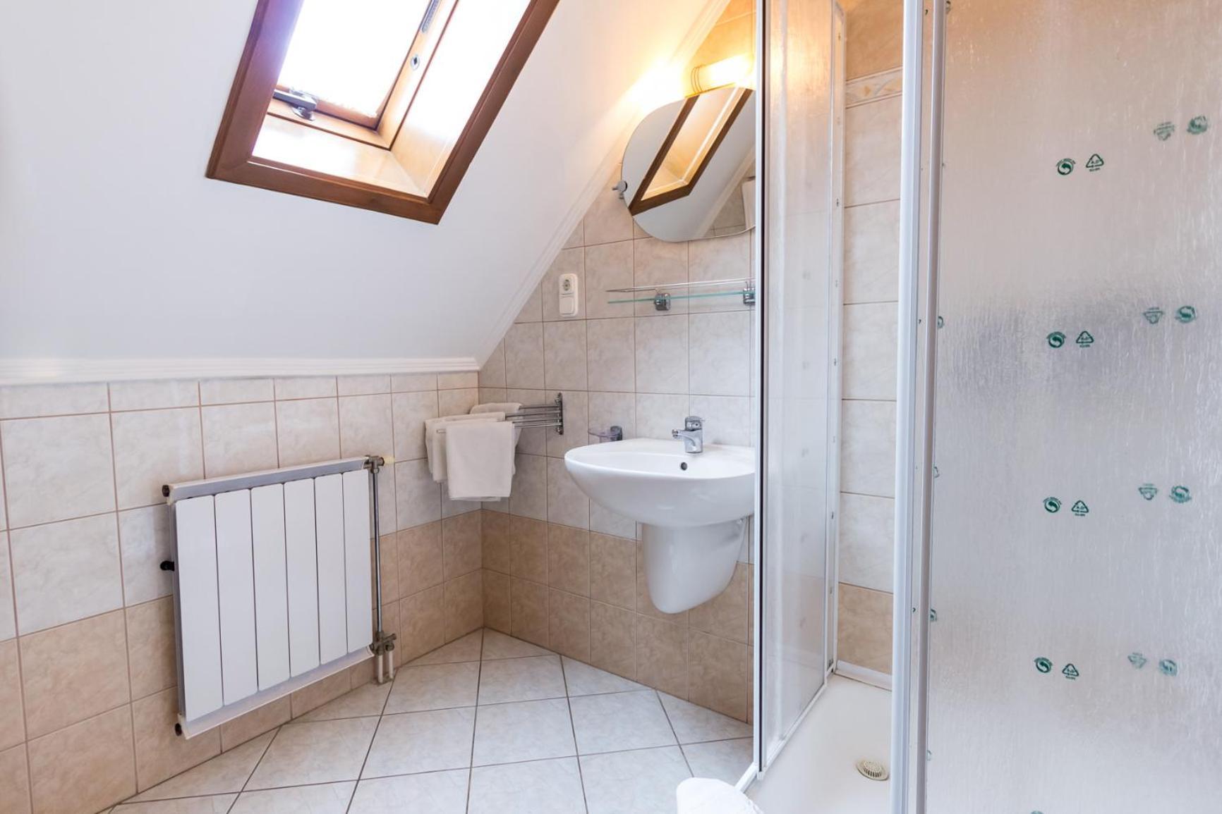 Frisko Panzio Bed & Breakfast Zalakaros Ruang foto